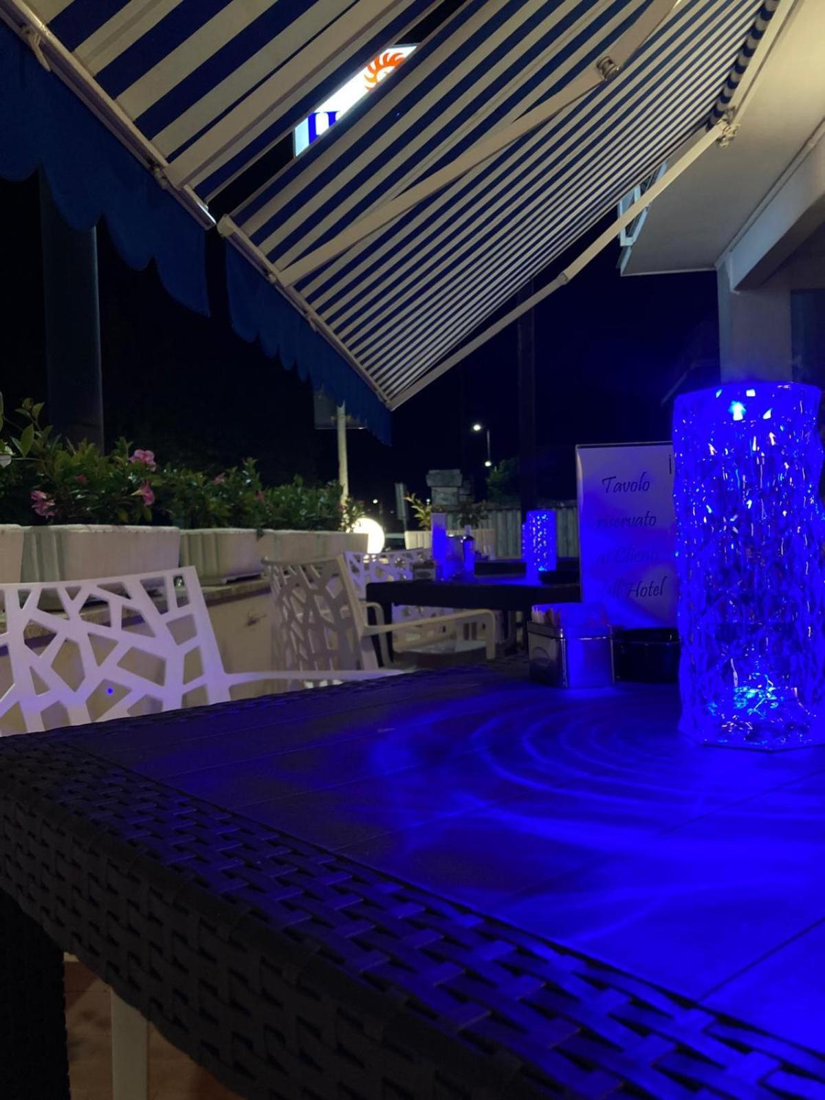Hotel Promenade Porto SantʼElpidio Εξωτερικό φωτογραφία